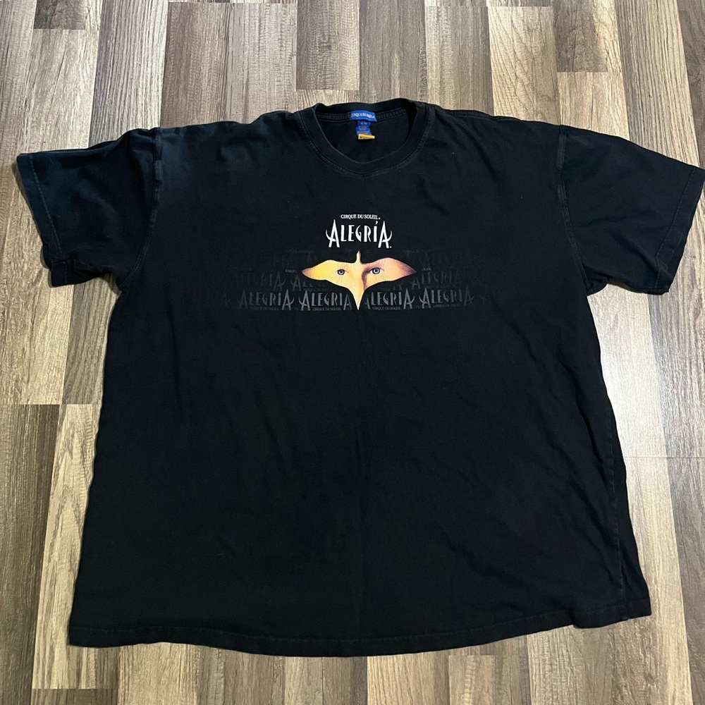 COPY - VTG Cirque Du Soleil T-shirt